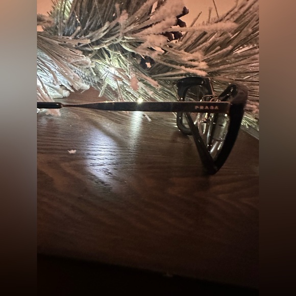 Prada SPR 09Q DHO-4S2 Sunglasses org $450 - Picture 3 of 7